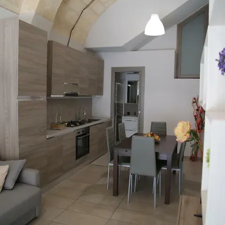 Lorusso & Vernoia Apartament